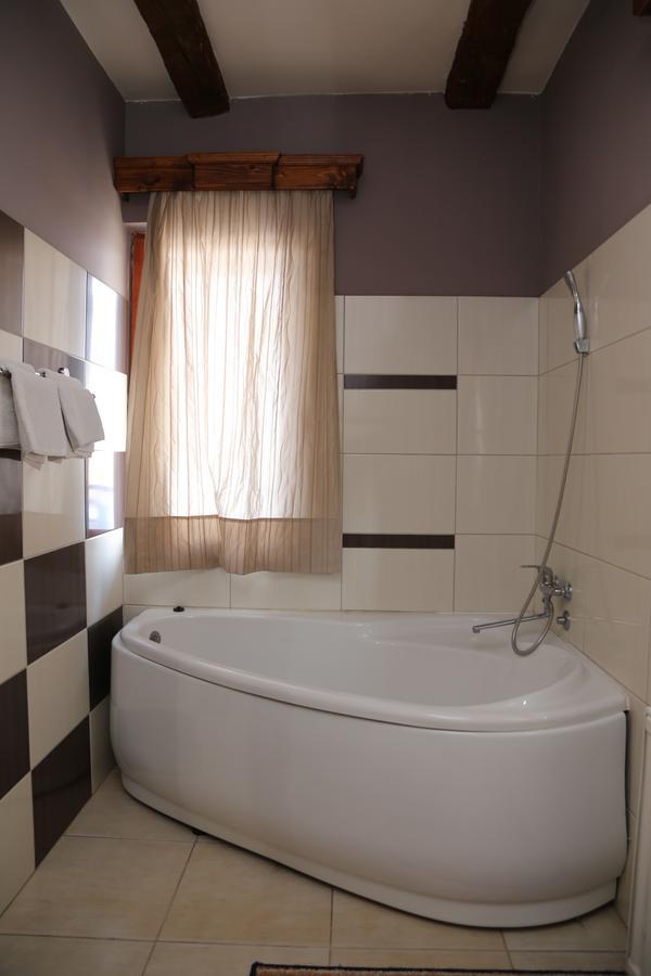 Hotel Konak Tammy Platicevo - Šabac Oda fotoğraf